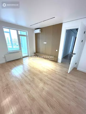 2-комнатная квартира, этаж 14 из 19, 60 м²