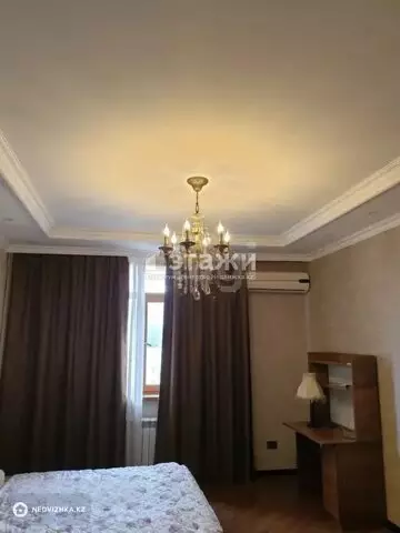 2-комнатная квартира, этаж 8 из 10, 99 м²