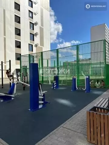 2-комнатная квартира, этаж 7 из 17, 42 м²