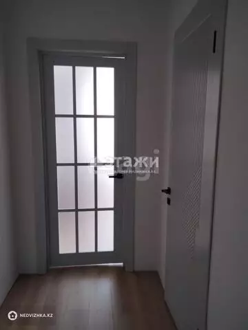 1-комнатная квартира, этаж 2 из 12, 37 м²