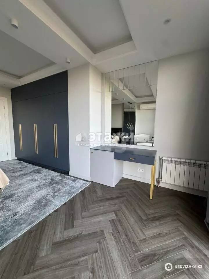 180 м², 4-комнатная квартира, этаж 6 из 6, 180 м², изображение - 1