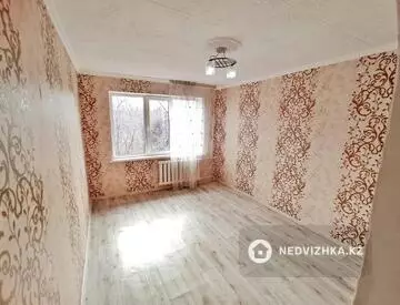 1-комнатная квартира, этаж 4 из 4, 17 м²