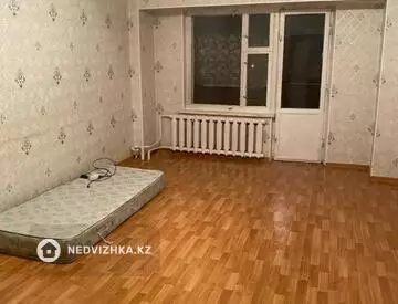 4-комнатная квартира, этаж 5 из 5, 100 м²