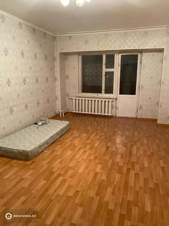 100 м², 4-комнатная квартира, этаж 5 из 5, 100 м², изображение - 1