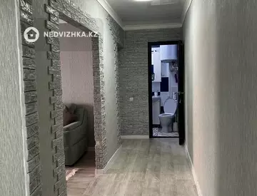 3-комнатная квартира, этаж 1 из 5, 74 м²