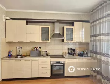 2-комнатная квартира, этаж 6 из 15, 90 м²