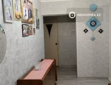 3-комнатная квартира, этаж 4 из 9, 70 м²