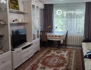 3-комнатная квартира, этаж 4 из 9, 70 м²