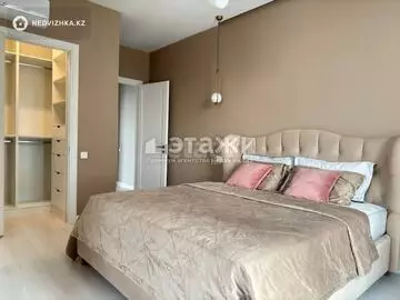 4-комнатная квартира, этаж 8 из 16, 120 м², на длительный срок