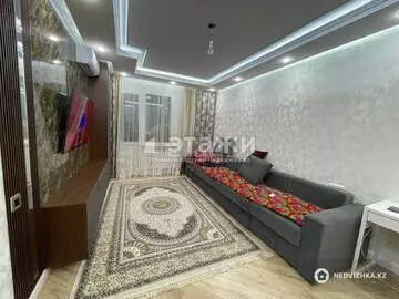 2-комнатная квартира, этаж 8 из 12, 64 м²