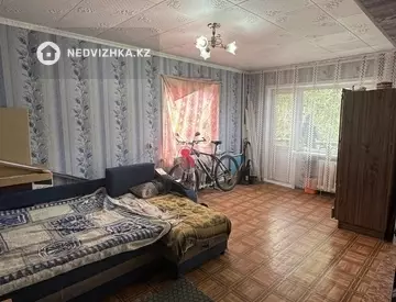 1-комнатная квартира, этаж 4 из 5, 31 м²