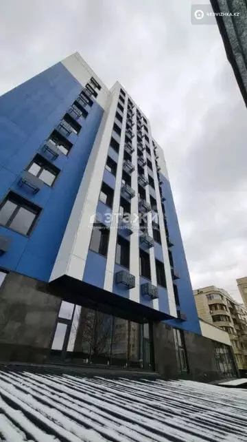 2-комнатная квартира, этаж 9 из 10, 61 м²