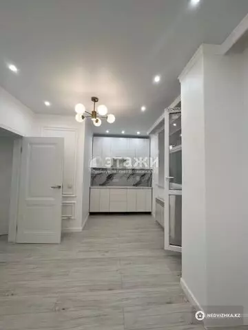 2-комнатная квартира, этаж 4 из 13, 43 м²