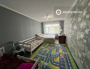 2-комнатная квартира, этаж 2 из 5, 58 м²