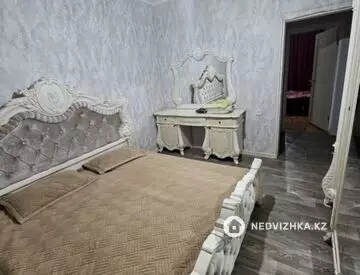 2-комнатная квартира, этаж 1 из 5, 60 м², посуточно