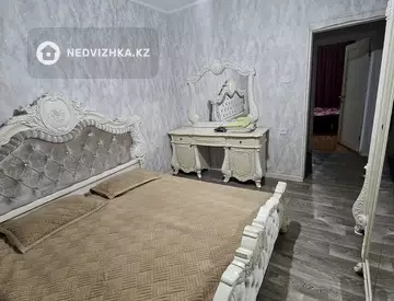 2-комнатная квартира, этаж 1 из 5, 58 м², по часам