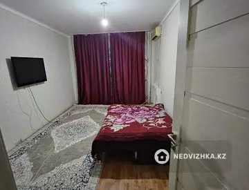 2-комнатная квартира, этаж 1 из 5, 58 м², по часам