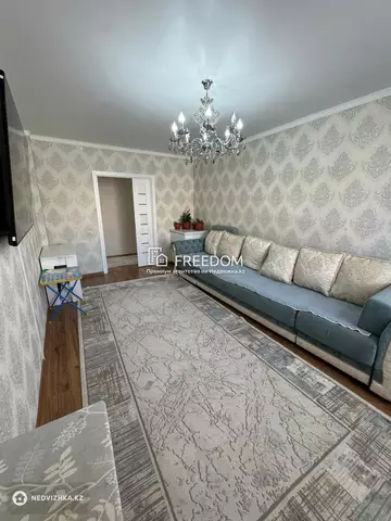 3-комнатная квартира, этаж 3 из 11, 77 м²