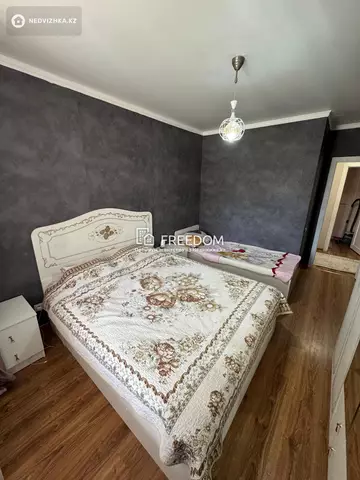 3-комнатная квартира, этаж 3 из 11, 77 м²