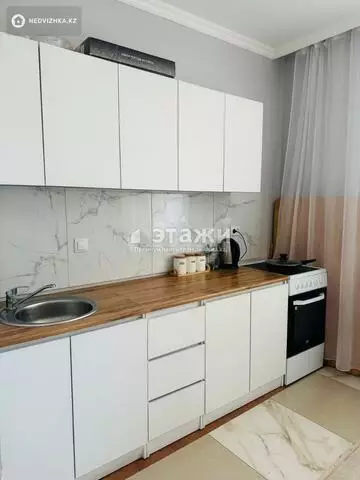 45.3 м², 1-комнатная квартира, этаж 3 из 10, 45 м², изображение - 3