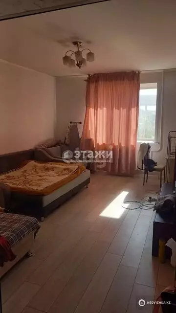 2-комнатная квартира, этаж 2 из 10, 64 м²