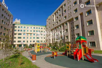 93 м², 2-комнатная квартира, этаж 3 из 8, 93 м², изображение - 0