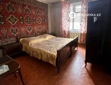 2-комнатная квартира, этаж 3 из 5, 57 м²