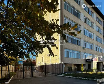 1-комнатная квартира, этаж 4 из 5, 46 м²