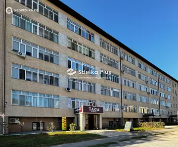 1-комнатная квартира, этаж 4 из 5, 46 м²