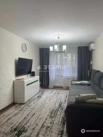 2-комнатная квартира, этаж 3 из 5, 44 м²