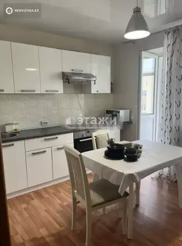 74 м², 3-комнатная квартира, этаж 4 из 5, 74 м², изображение - 0