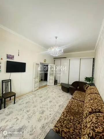 1-комнатная квартира, этаж 1 из 12, 47 м²