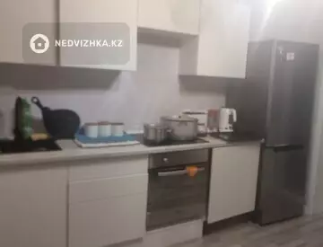 4-комнатная квартира, этаж 5 из 5, 93 м²