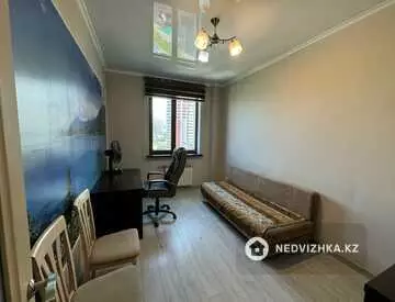 3-комнатная квартира, этаж 9 из 13, 99 м², на длительный срок