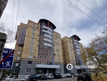 3-комнатная квартира, этаж 5 из 9, 90 м²