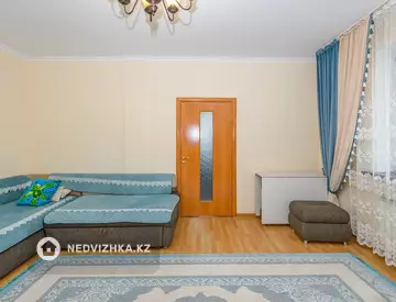 3-комнатная квартира, этаж 12 из 22, 100 м²