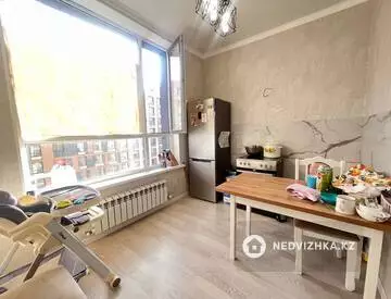 1-комнатная квартира, этаж 9 из 12, 40 м²