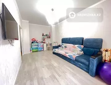 1-комнатная квартира, этаж 9 из 12, 40 м²