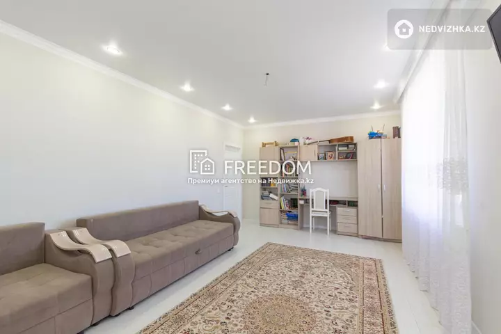 69 м², 2-комнатная квартира, этаж 13 из 13, 69 м², изображение - 1