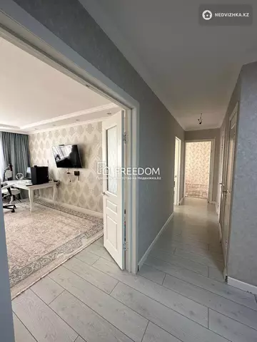 2-комнатная квартира, этаж 8 из 9, 59 м²