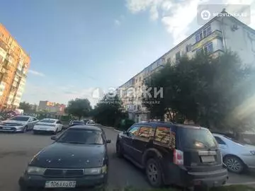 2-комнатная квартира, этаж 4 из 5, 50 м²