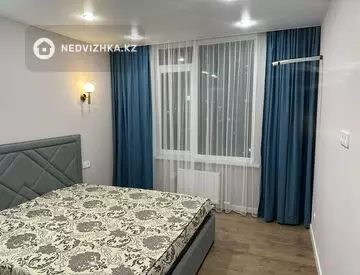 2-комнатная квартира, этаж 4 из 14, 60 м², на длительный срок