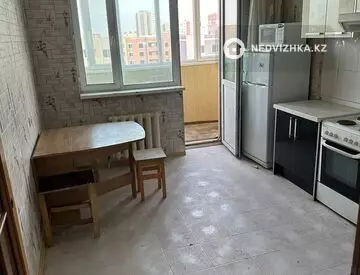 1-комнатная квартира, этаж 13 из 19, 44 м²