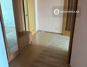 1-комнатная квартира, этаж 13 из 19, 44 м²