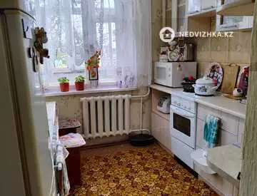 3-комнатная квартира, этаж 2 из 5, 58 м²