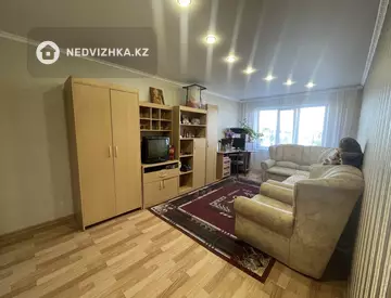 2-комнатная квартира, этаж 4 из 5, 45 м²