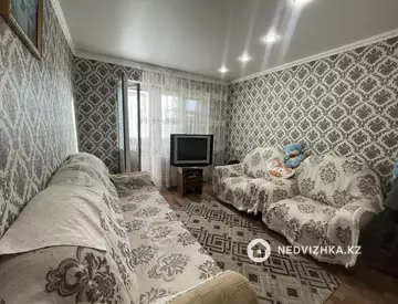 2-комнатная квартира, этаж 4 из 5, 45 м²