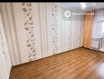 2-комнатная квартира, этаж 3 из 5, 50 м²