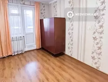 2-комнатная квартира, этаж 3 из 5, 50 м²