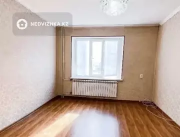 2-комнатная квартира, этаж 3 из 5, 50 м²